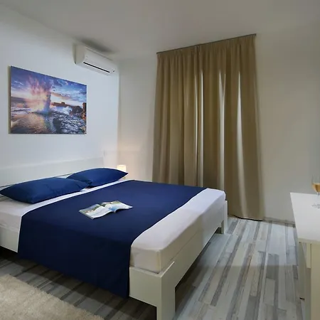 فيلة Detached Villa In Viskovici With Swimming Pool *